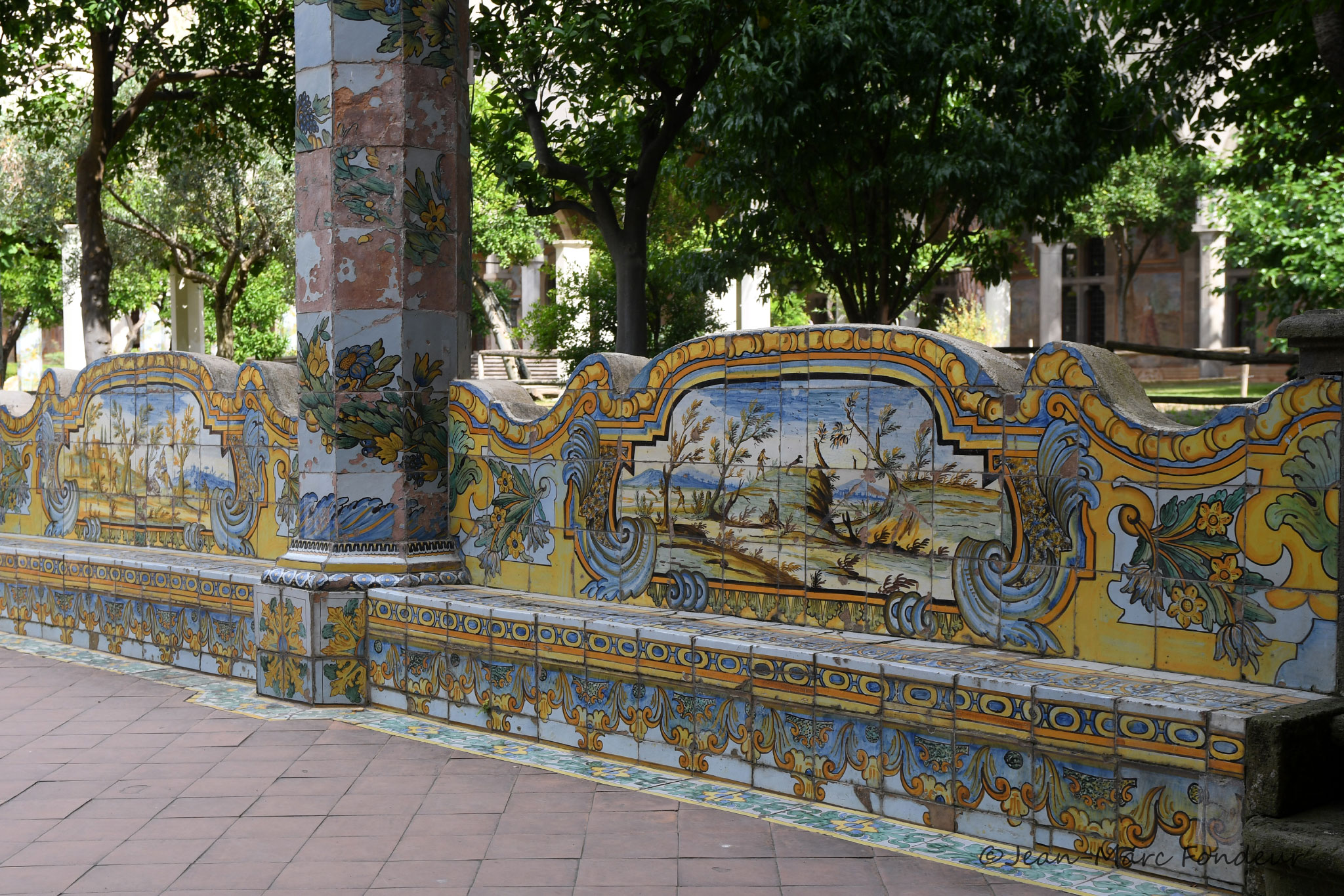 Complesso Monumentale di Santa Chiara, Naples